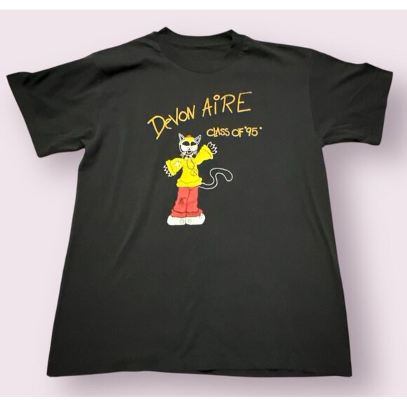VINTAGE 95' DEVON AIRE T-SHIRT Mens Small Black Class of 95 Cat - Picture 1 of 4